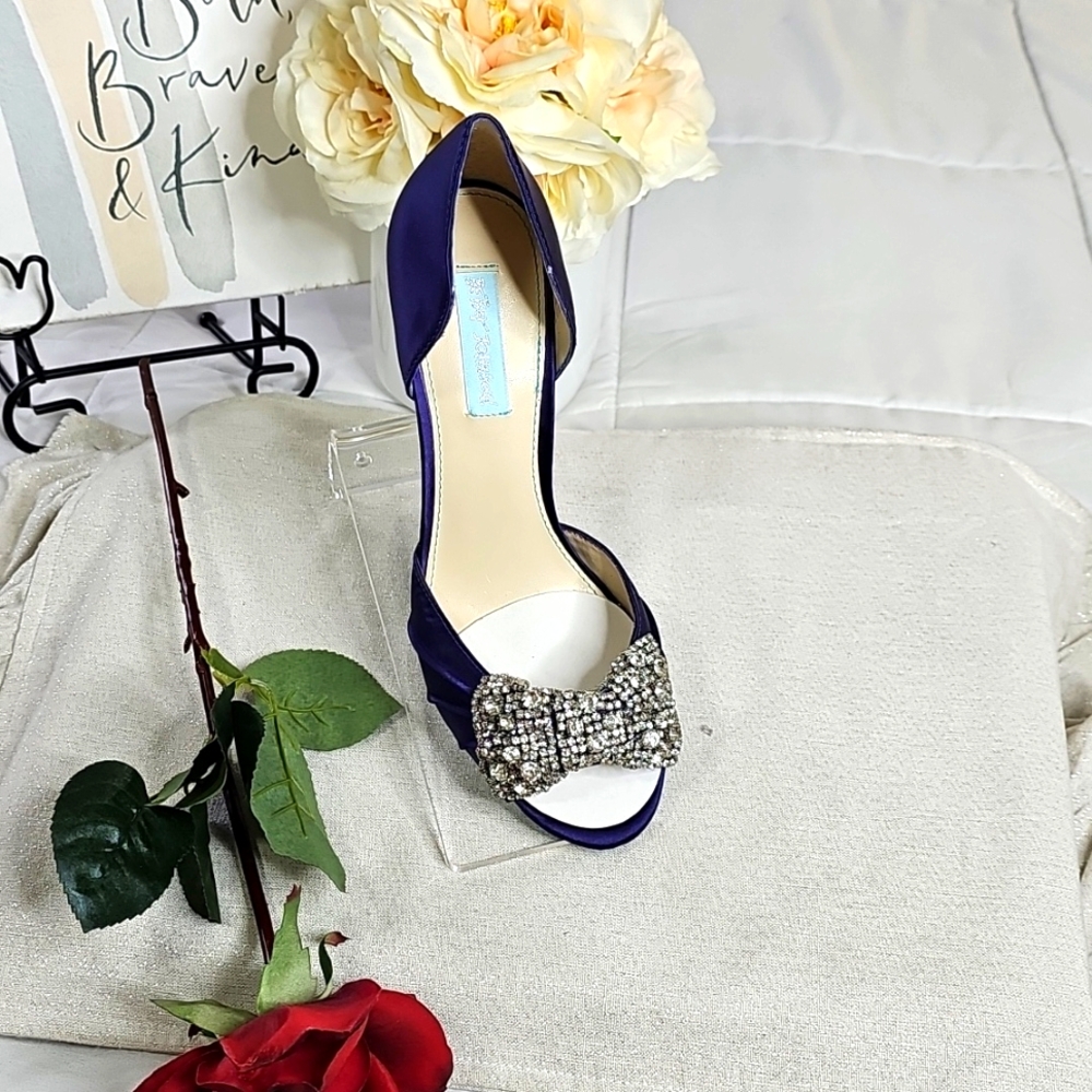 Betsey Johnson Purple Stiletto Heels Elegant Wear Office Wear Career Wedding - Picture 16 of 17